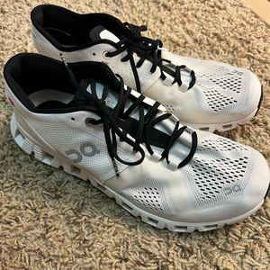 Women’s On cloud running shoes
